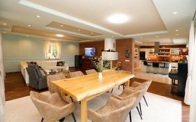 Iseroase House Deluxe